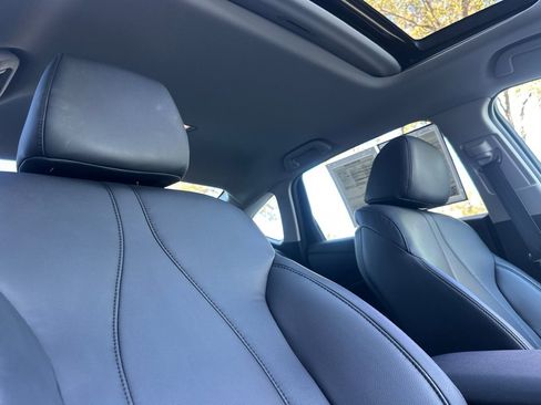 Used 2023 Acura TLX image 20