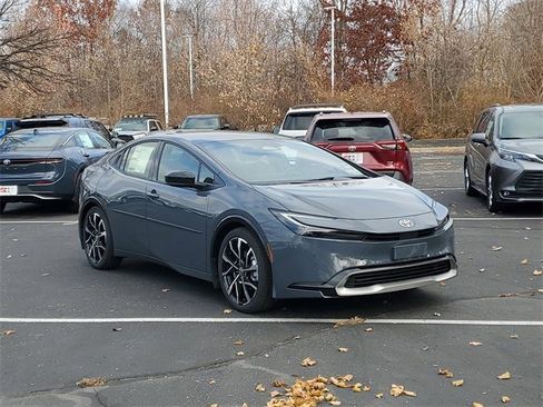 New 2026 Toyota Prius Plug-In Hybrid image 31