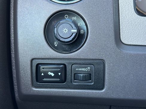 Used 2009 Ford F150 XLT image 29