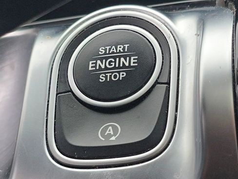 Certified 2023 Mercedes-Benz GLB 250 4MATIC image 36