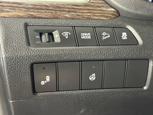 Used 2017 Hyundai Santa Fe Sport image 26