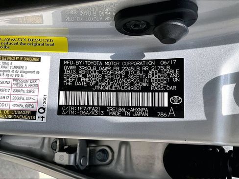 Used 2017 Toyota Corolla iM FWD image 33