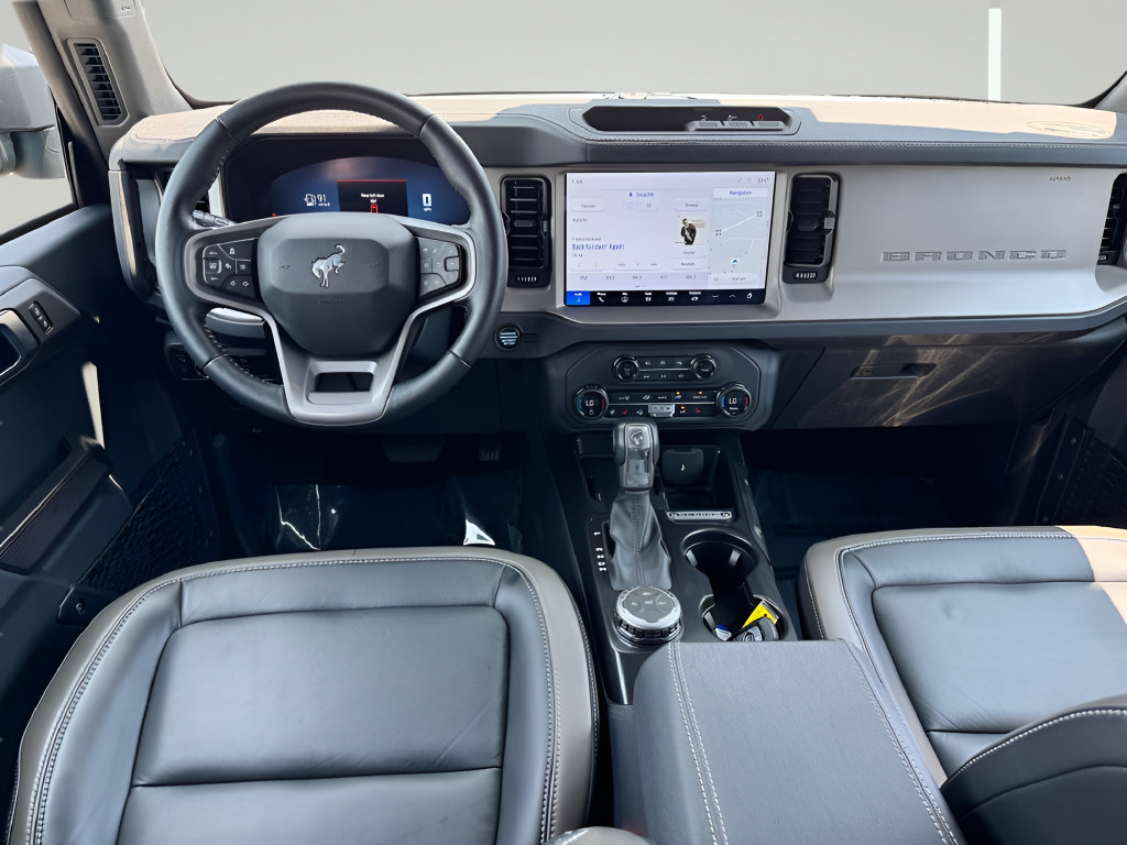 Used 2025 Ford Bronco Outer Banks AWD/4WD image 21