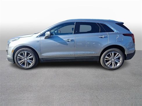 Used 2025 Cadillac XT5 Premium Luxury image 7