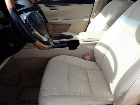 Used 2014 Lexus ES 300h w/ Luxury Package w/Bamboo Trim image 11