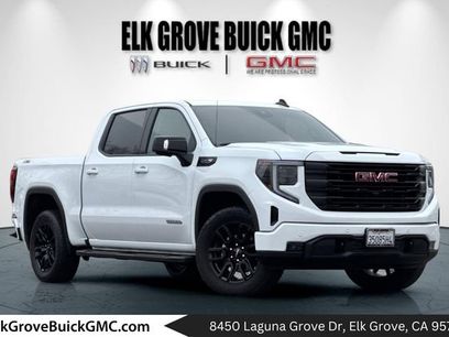 Used 2025 GMC Sierra 1500 Elevation w/ Elevation Premium Package
