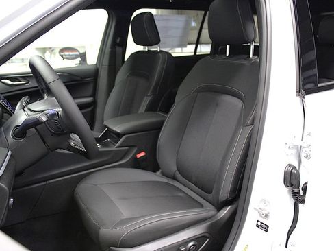 New 2026 Jeep Grand Cherokee L Laredo AWD/4WD image 26