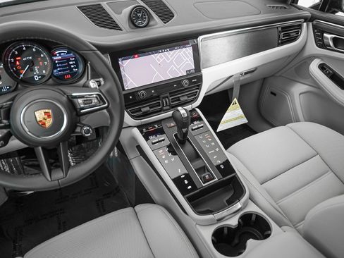 New 2026 Porsche Macan GTS AWD/4WD image 19