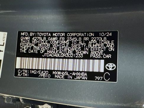 Used 2024 Toyota Prius Limited w/ Limited Premium Package image 24