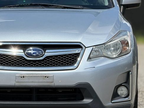 Used 2017 Subaru Crosstrek 2.0i Premium w/ Popular Package #1 AWD/4WD image 12