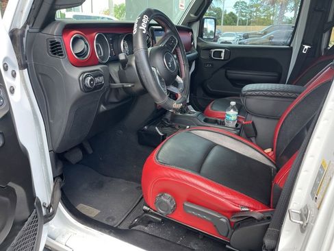 Used 2021 Jeep Wrangler Unlimited Rubicon AWD/4WD image 5