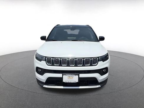 Used 2025 Jeep Compass Limited AWD/4WD image 4