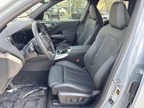 Certified 2025 BMW X3 xDrive30i w/ Premium Package image 22