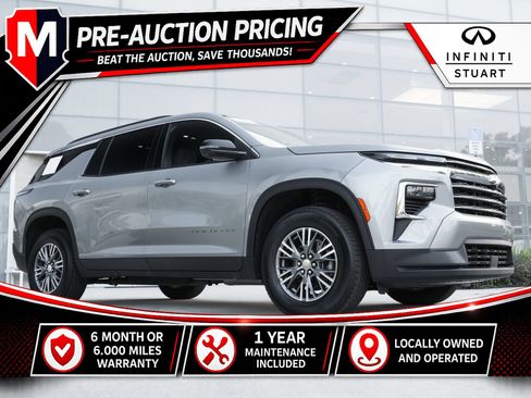 Used 2024 Chevrolet Traverse LT FWD image 1