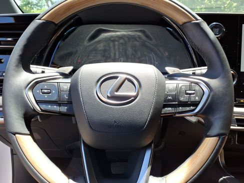 Certified 2023 Lexus RX 350 Premium w/ Accessory Package AWD/4WD image 19