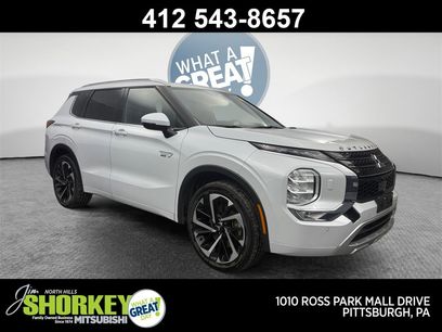 Used 2024 Mitsubishi Outlander 4WD Plug-In Hybrid