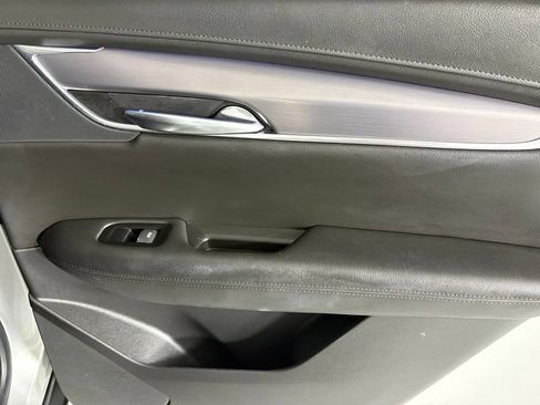 Used 2019 Cadillac XT5 Premium Luxury FWD image 15