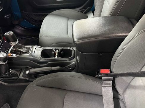 Used 2020 Jeep Wrangler Unlimited Sport S image 23