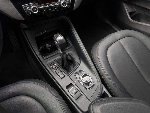 Used 2018 BMW X1 sDrive28i image 22