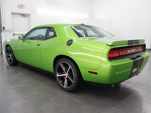 Used 2011 Dodge Challenger SRT8 w/ Green w/Envy Group RWD image 5