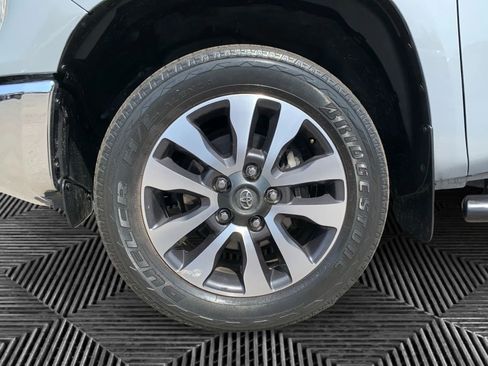 Used 2020 Toyota Tundra Limited w/ Limited Premium Package image 7