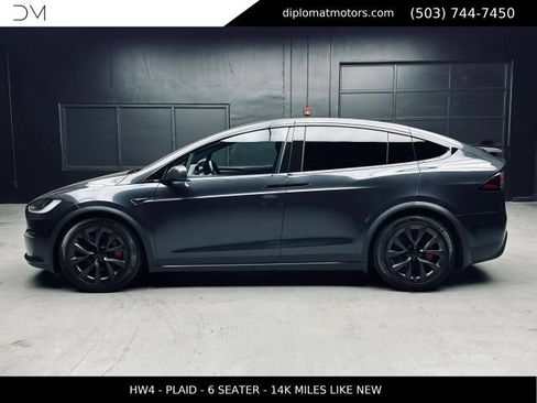Used 2025 Tesla Model X Plaid AWD/4WD image 3