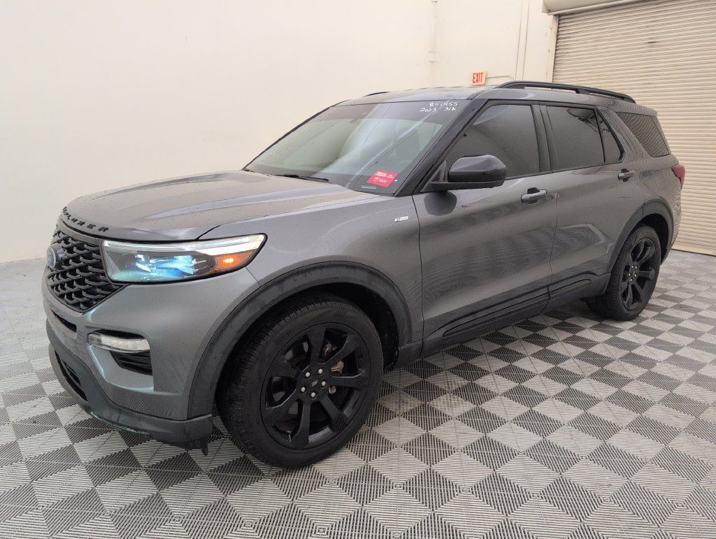 Used 2023 Ford Explorer ST-Line w/ Class IV Trailer Tow Package RWD image 11