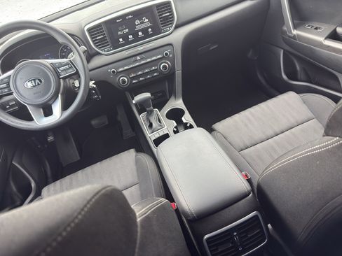 Used 2022 Kia Sportage LX FWD image 35