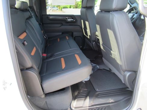 New 2026 GMC Sierra 2500 AT4 w/ AT4 Premium Plus Package AWD/4WD image 37