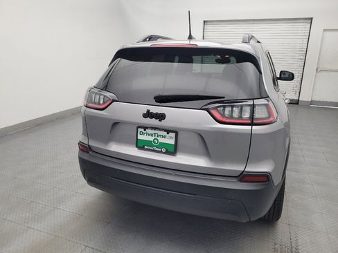 Used 2021 Jeep Cherokee Latitude Plus FWD image 7