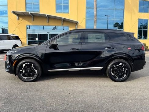 New 2026 Kia Sportage SX FWD image 2