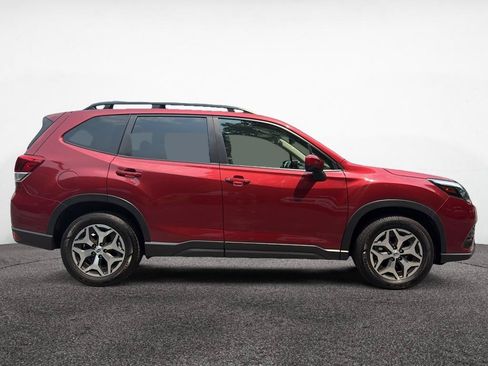 Used 2022 Subaru Forester Premium AWD/4WD image 8