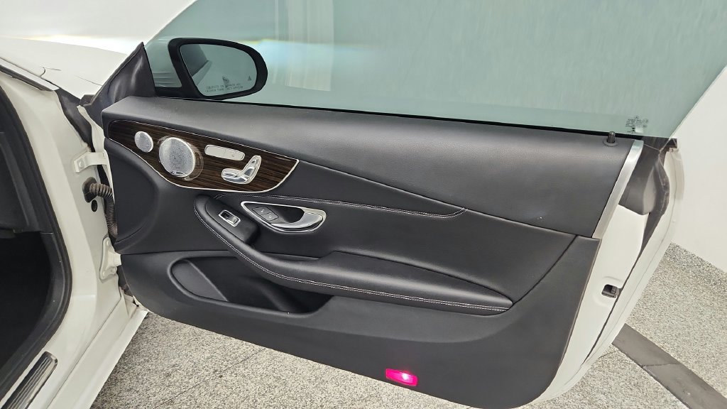 Used 2018 Mercedes-Benz C 300 Coupe image 21
