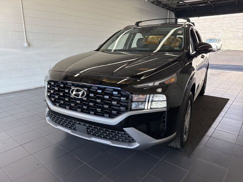 Used 2023 Hyundai Santa Fe SEL image 3