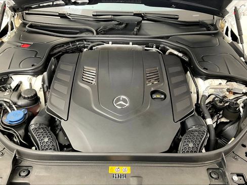 Used 2019 Mercedes-Benz S 560 4MATIC Sedan image 30