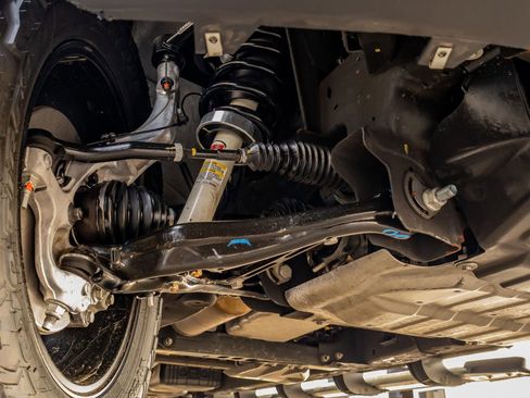 Used 2023 GMC Sierra 1500 SLT w/ SLT Premium Package image 14