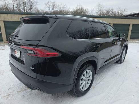 Certified 2026 Toyota Grand Highlander XLE image 7