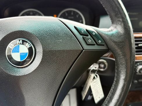Used 2007 BMW 530i Sedan RWD image 15