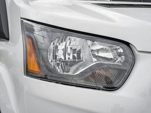 New 2025 Ford Transit 150 Low Roof image 32