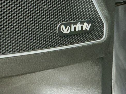 Used 2018 Kia Sorento SX FWD image 19