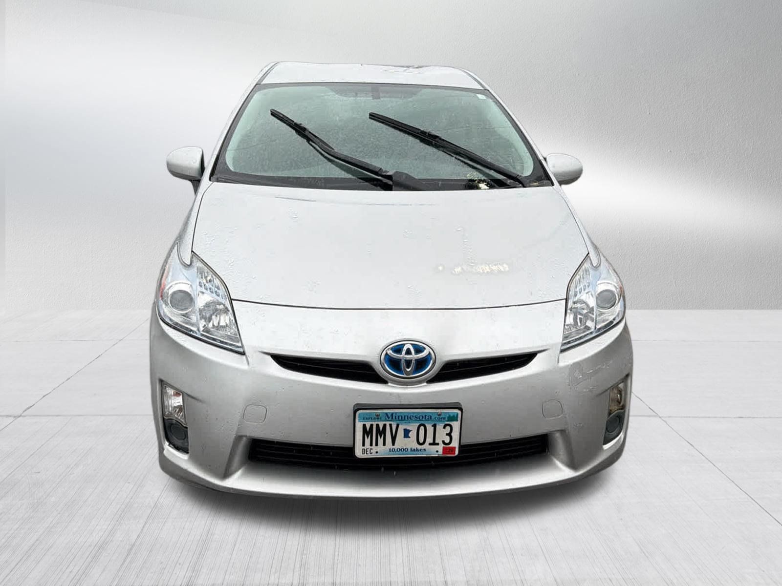 Used 2011 Toyota Prius Four w/ Navigation Pkg FWD image 2