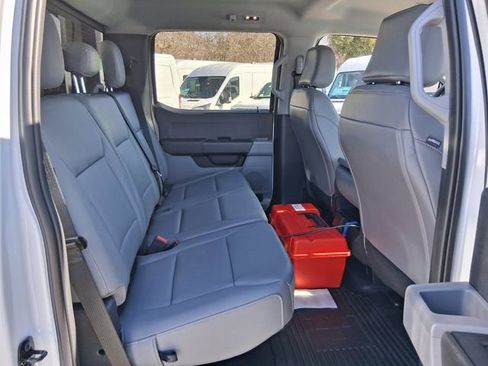 New 2025 Ford F450 XL w/ XL Chrome Package image 18
