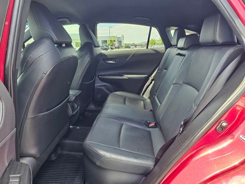 Used 2021 Toyota Venza XLE w/ Softex Package AWD/4WD image 17
