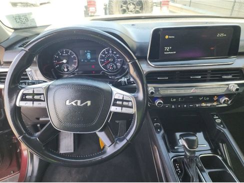Used 2022 Kia Telluride EX image 15