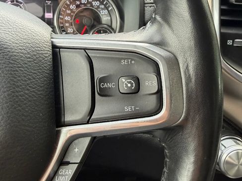 Used 2020 RAM 1500 Laramie AWD/4WD image 21