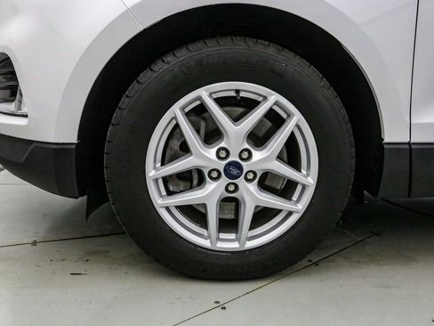 Certified 2022 Ford Edge SEL w/ Convenience Package image 10