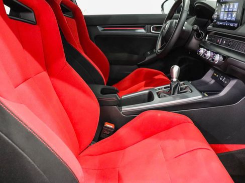 Used 2024 Honda Civic Type R image 17