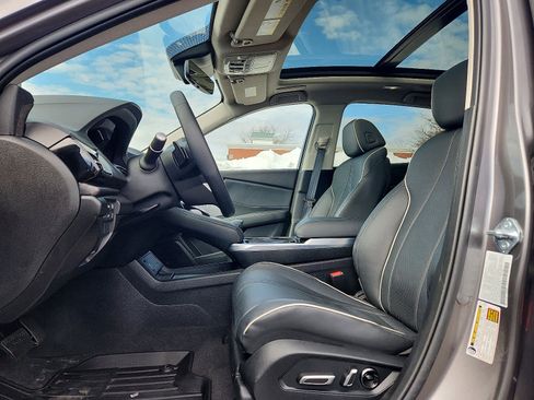 Used 2025 Acura RDX w/Advance Package image 14