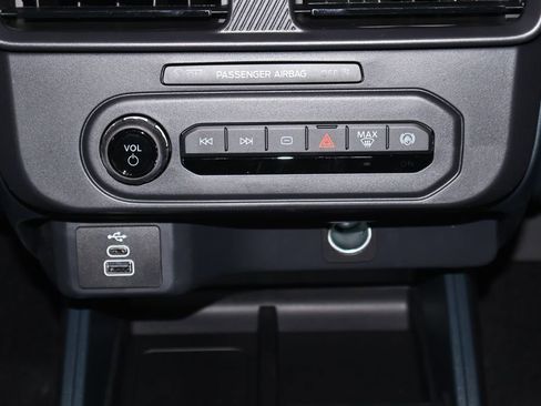 New 2026 Ford Maverick XL AWD/4WD image 22