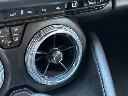 Used 2016 Chevrolet Camaro LT RWD image 29
